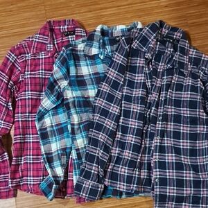 3 Plaid Button Down Long Sleeve Shirt Large